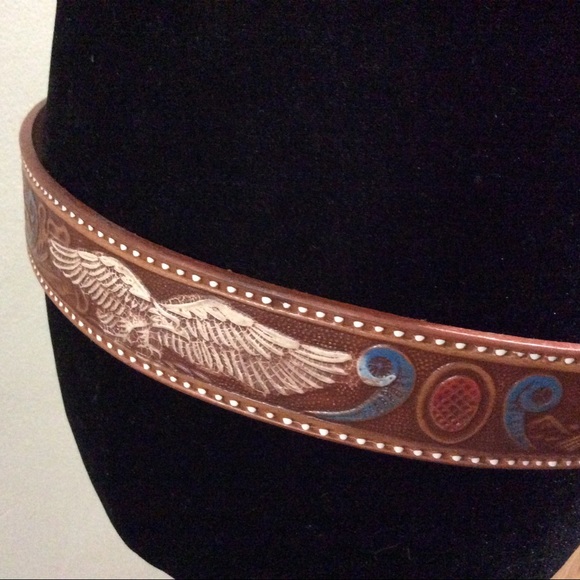 Vintage tooled leather belt with eagles - Picture 3 of 13